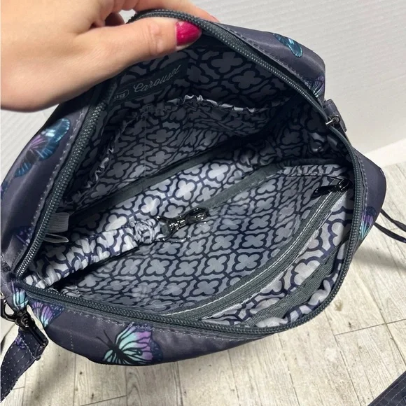 Lug Crossbody Bag with Butterfly Design - Gray and Purple - Picture 5 of 6